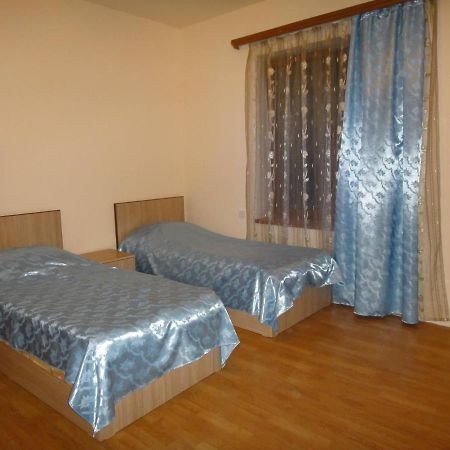 Artyomi Toon Apartment Dilijan Bagian luar foto