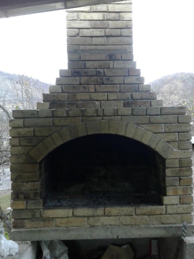 Artyomi Toon Apartment Dilijan Bagian luar foto