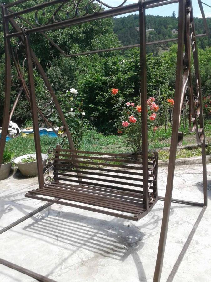 Artyomi Toon Apartment Dilijan Bagian luar foto